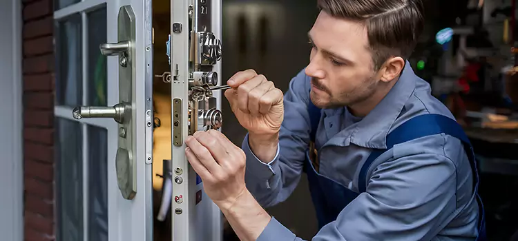 Residential Lock Installation Kendall West